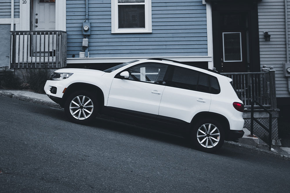 Lexus LX – A Striking SUV For Power and Luxury